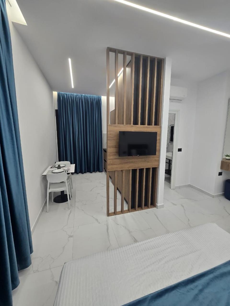 Elite Inn Wlora Zewnętrze zdjęcie